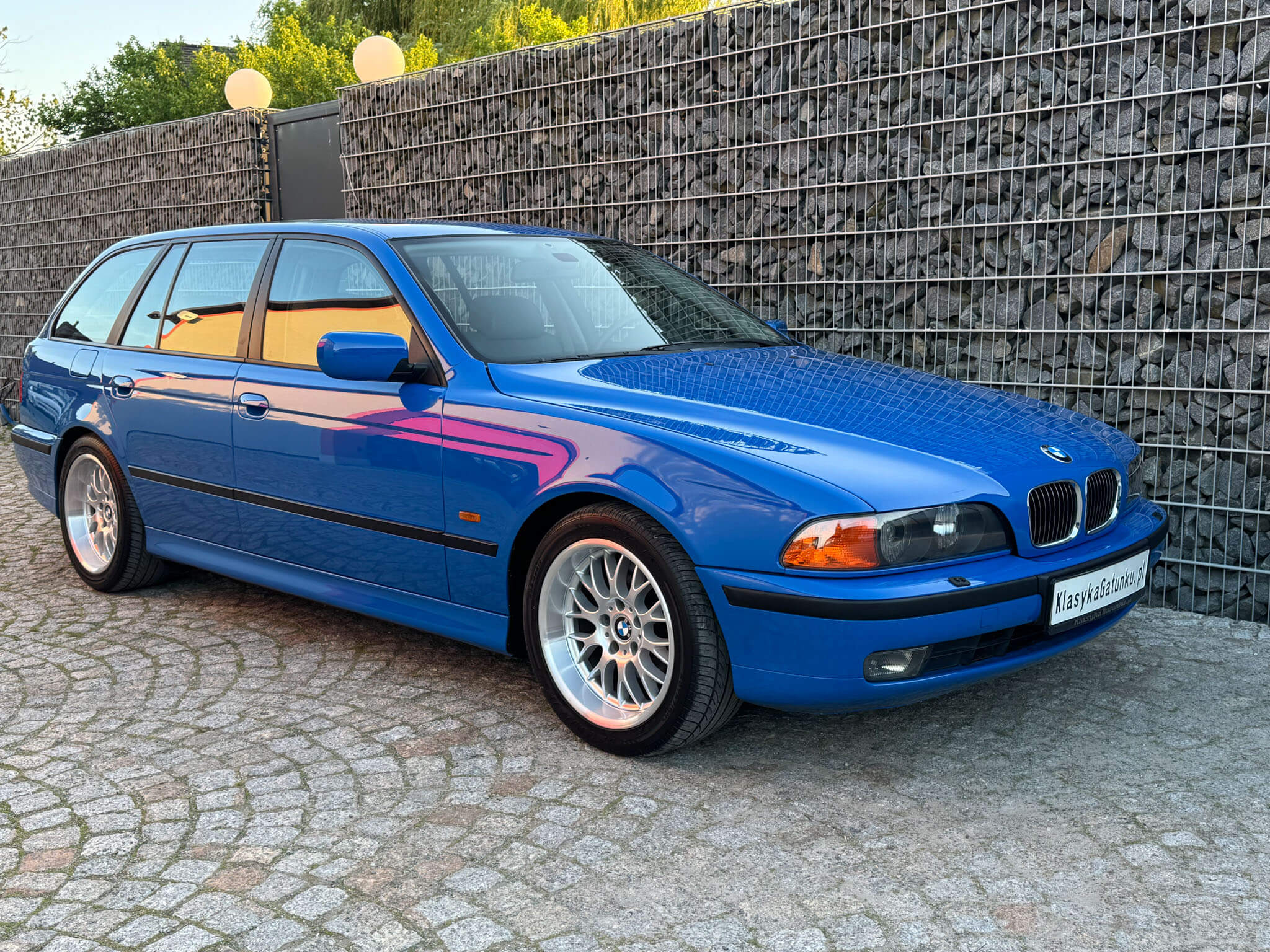 BMW 540i E39 Touring Individual