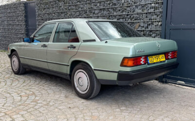 Mercedes-Benz 190E W201 1988