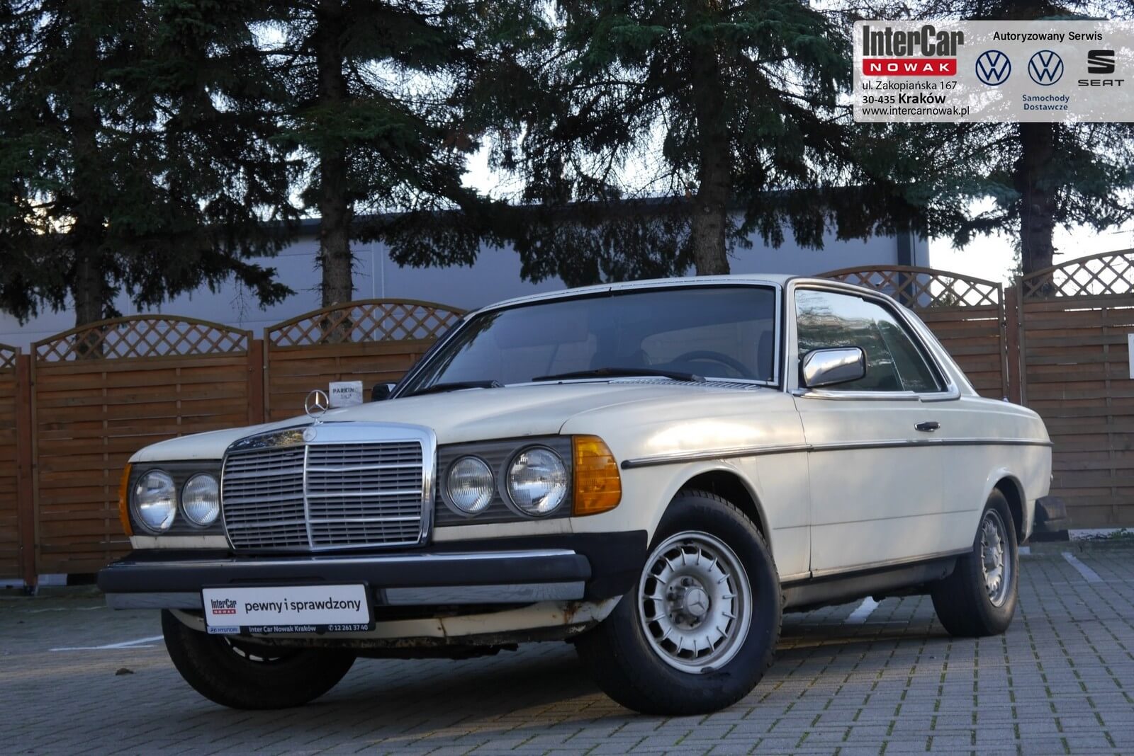 Mercedes-Benz 300CD C123