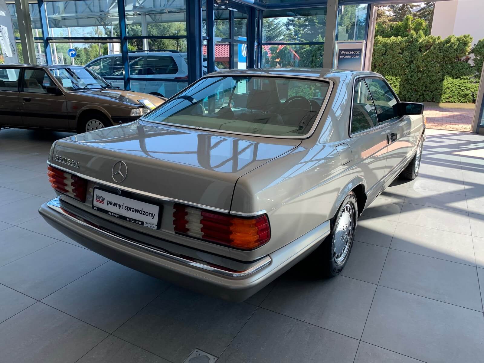 Mercedes-Benz 560SEC C126