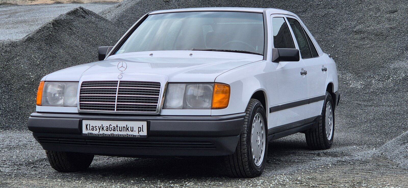 Mercedes-Benz 300E W124