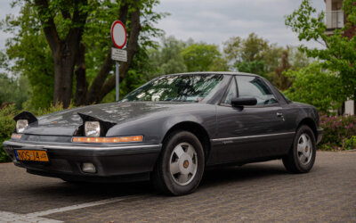 Buick Reatta 1989