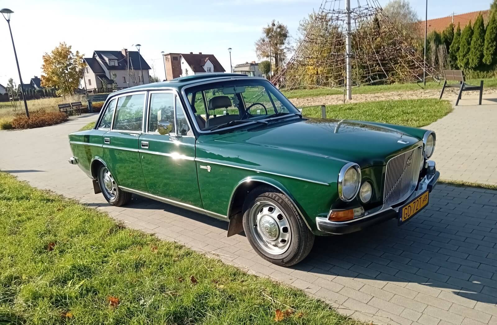 Volvo 164